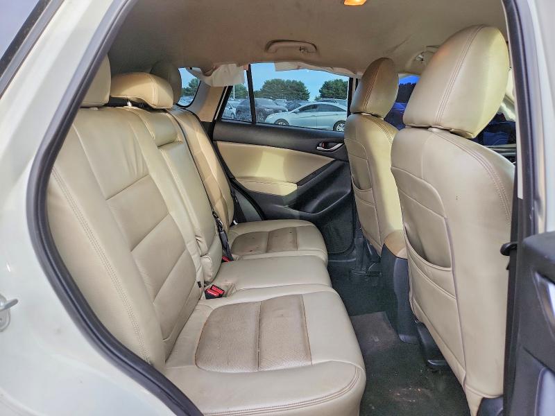 69630686 :رقم المزاد ، JM3KE2CY3F0522323 vin ، 2015 Mazda Cx-5 مزاد بيع