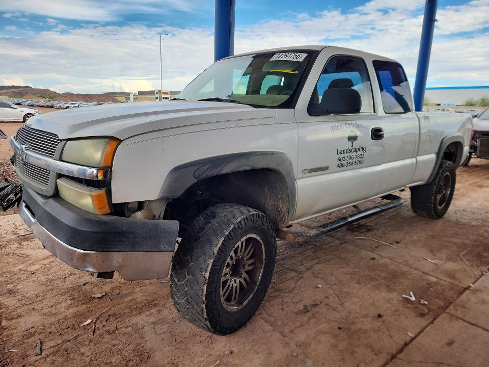 70264756 :رقم المزاد ، 1GCHC29U53E261191 vin ، 2003 Chevrolet Silverado مزاد بيع