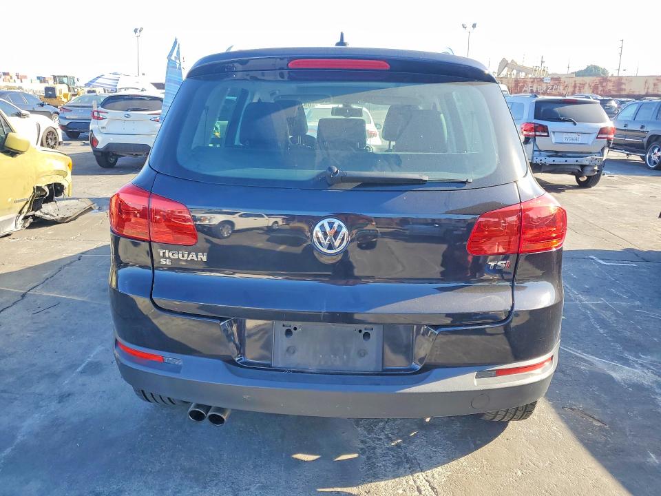 Aukcja sprzedaży 2016 Volkswagen Tiguan, vin: WVGAV7AX7GW578562, numer aukcji: 69381106