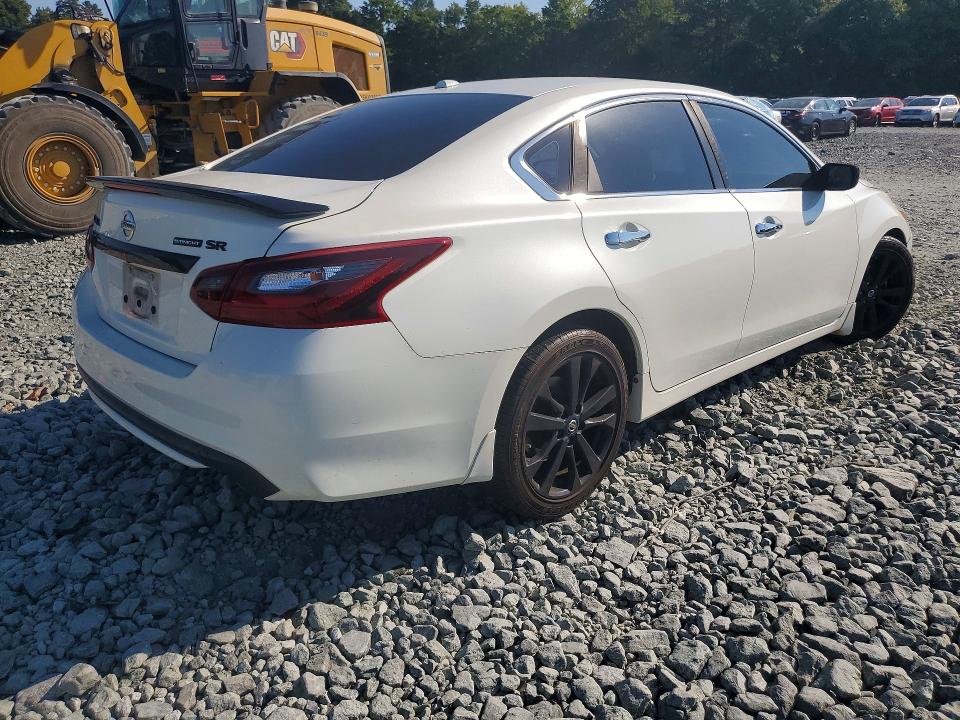 67254846 :رقم المزاد ، 1N4AL3AP0JC179638 vin ، 2018 Nissan Altima مزاد بيع