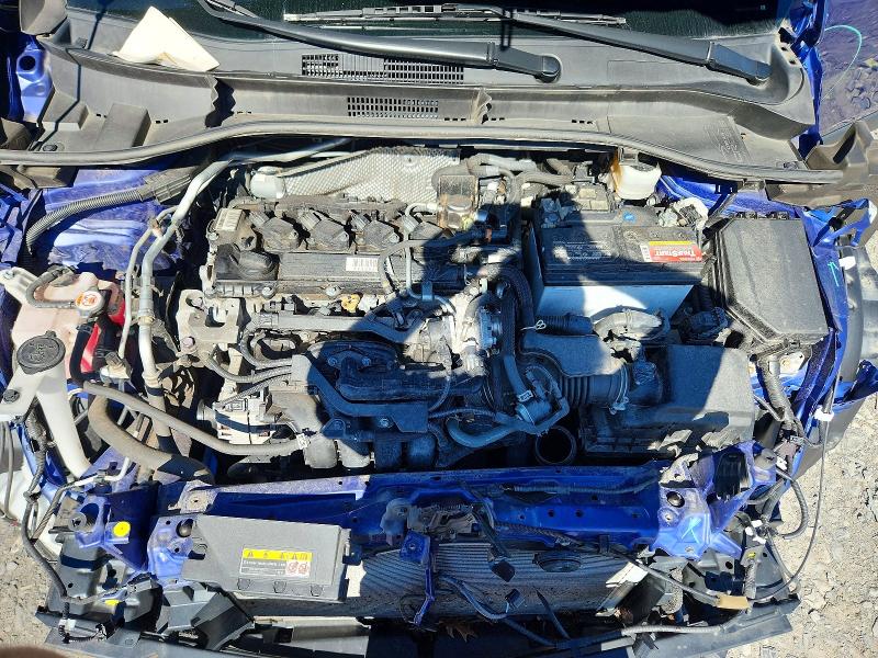 67773276 :رقم المزاد ، 7MUDAABG2NV032053 vin ، 2022 Toyota Corolla Cross مزاد بيع