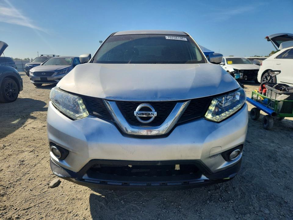 70258136 :رقم المزاد ، KNMAT2MV1GP701211 vin ، 2016 Nissan Rogue مزاد بيع
