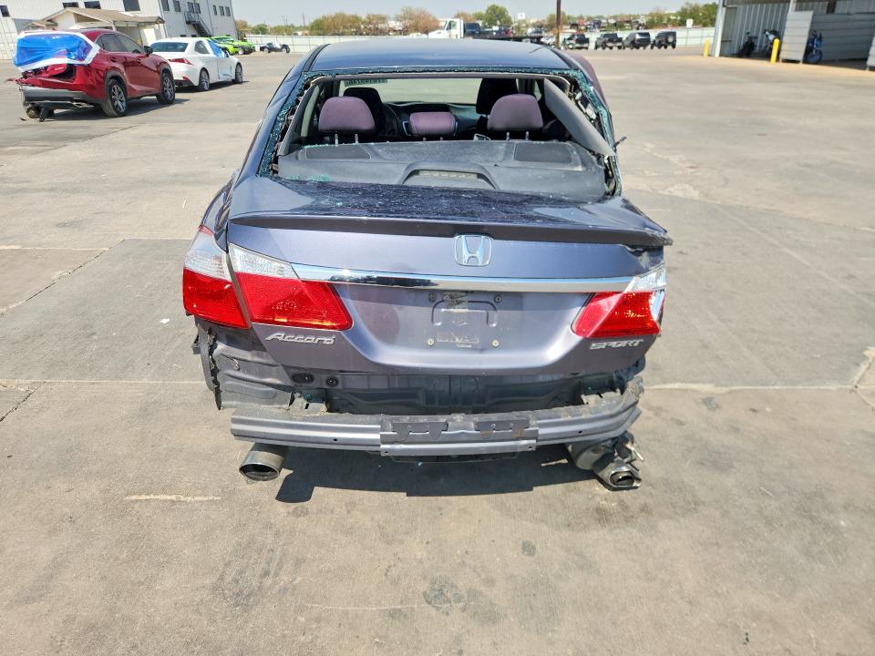 70149746 :رقم المزاد ، 1HGCR2F51FA033465 vin ، 2015 Honda Accord مزاد بيع