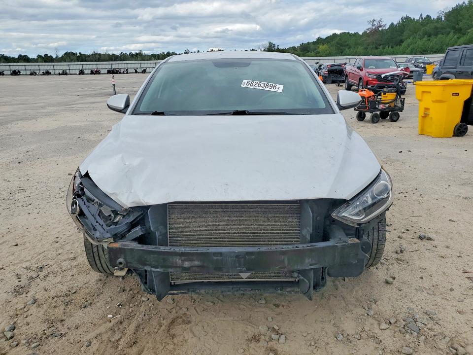 2017 Hyundai Elantra მანქანა იყიდება აუქციონზე, vin: KMHD84LF1HU100335, აუქციონის ნომერი: 68263896