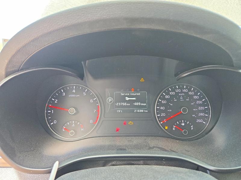68909936 :رقم المزاد ، 5XXGU4L35HG174382 vin ، 2017 Kia Optima مزاد بيع