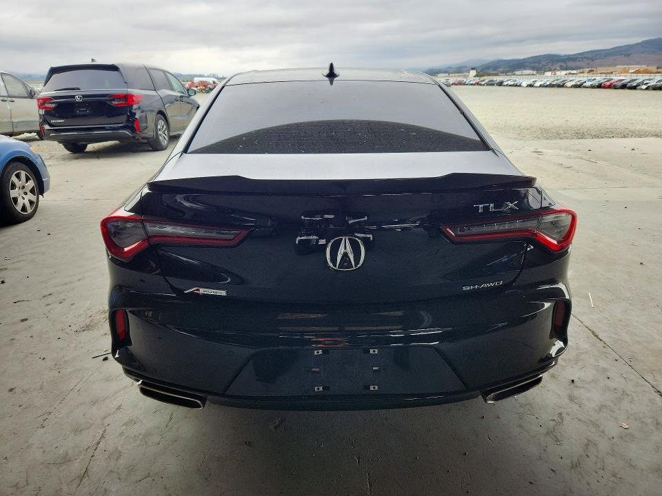 67489286 :رقم المزاد ، 19UUB6F52NA001798 vin ، 2022 Acura Tlx مزاد بيع