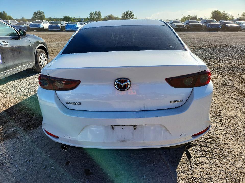 Продажа на аукционе авто 2021 Mazda 3, vin: JM1BPACL8M1345163, номер лота: 68176476