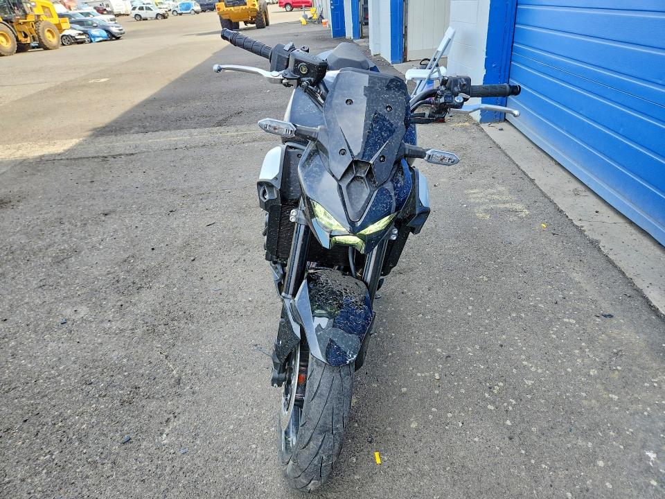 Продажа на аукционе авто 2025 Kawasaki Zr900, vin: ML5ZRDS16SDA01558, номер лота: 68069756