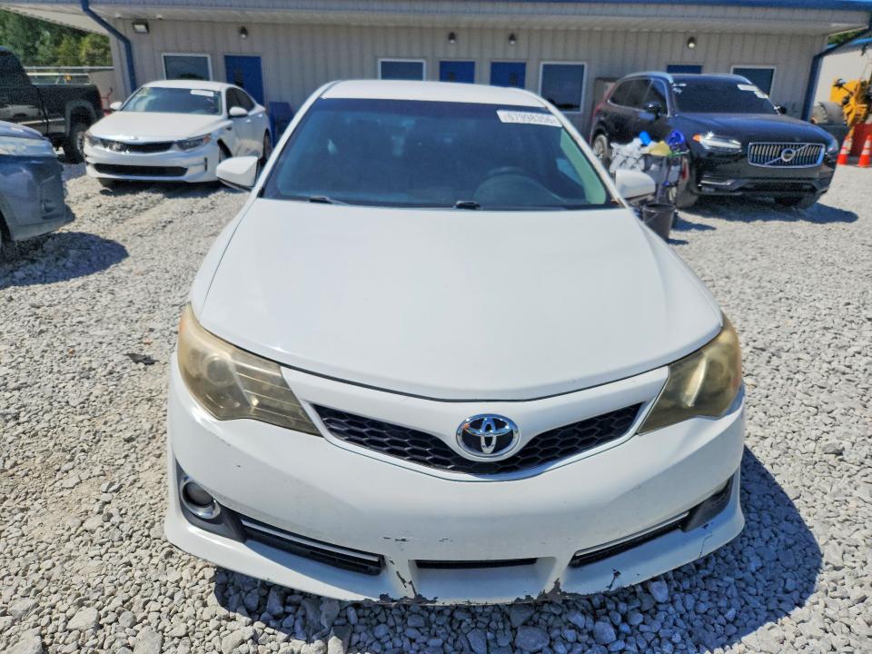 67998356 :رقم المزاد ، 4T1BF1FK0EU346423 vin ، 2014 Toyota Camry مزاد بيع