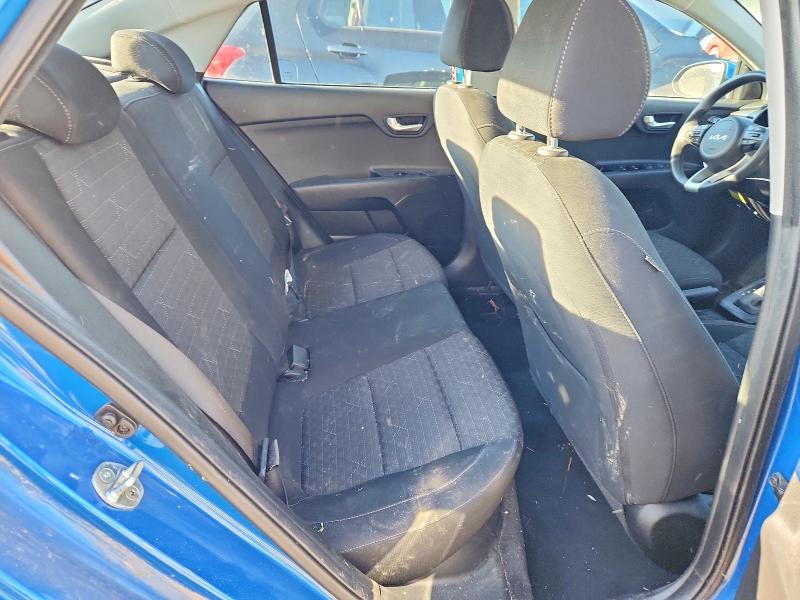 2022 Kia Rio მანქანა იყიდება აუქციონზე, vin: 3KPA24AD2NE436841, აუქციონის ნომერი: 68690076