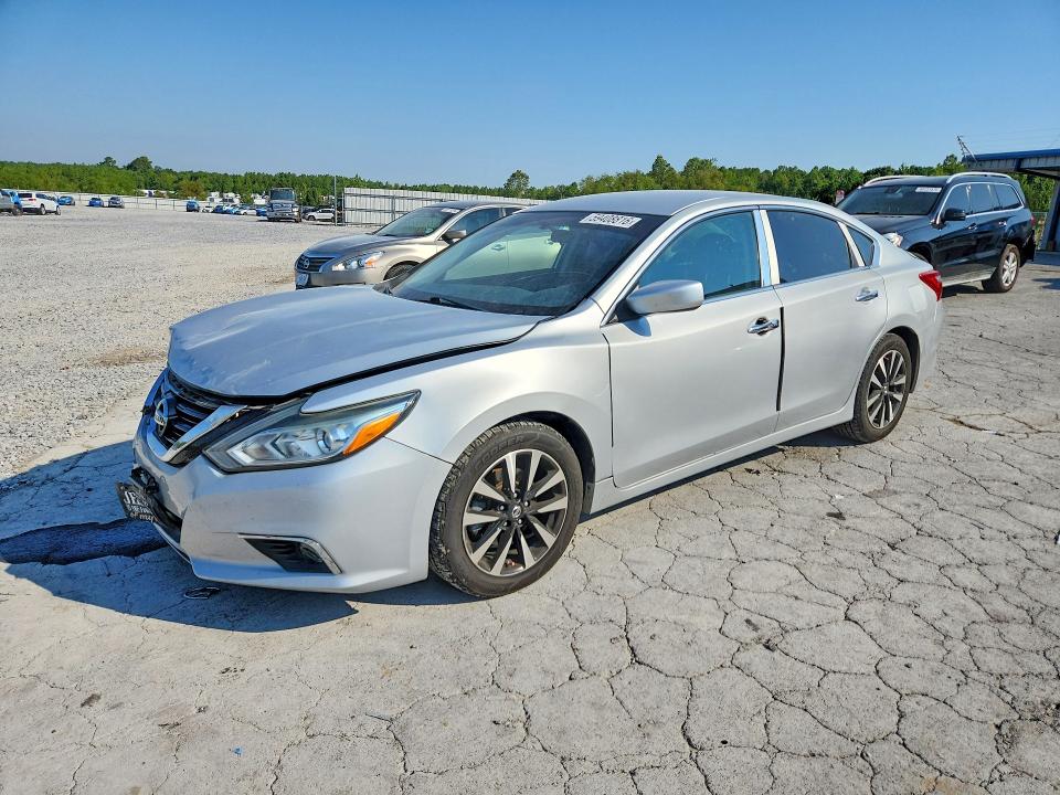 2018 Nissan Altima მანქანა იყიდება აუქციონზე, vin: 1N4AL3AP5JC234830, აუქციონის ნომერი: 59408816