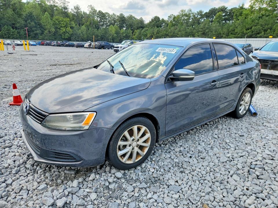 2011 Volkswagen Jetta მანქანა იყიდება აუქციონზე, vin: 3VWDX7AJ8BM398651, აუქციონის ნომერი: 69867266
