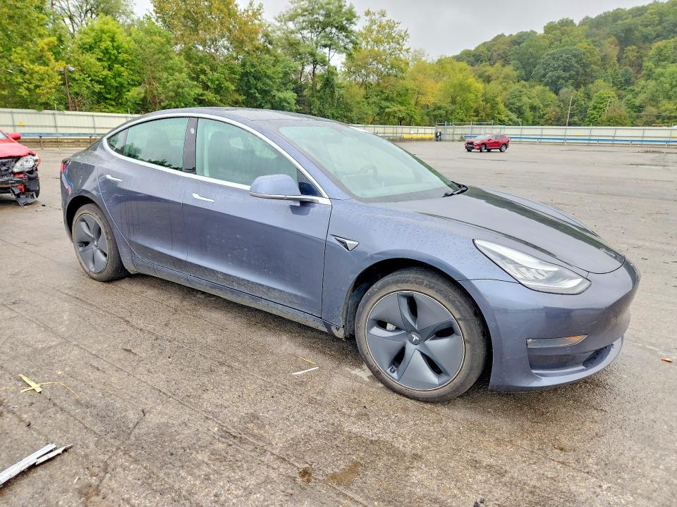 2020 Tesla Model 3 მანქანა იყიდება აუქციონზე, vin: 5YJ3E1EB6LF787007, აუქციონის ნომერი: 69777076