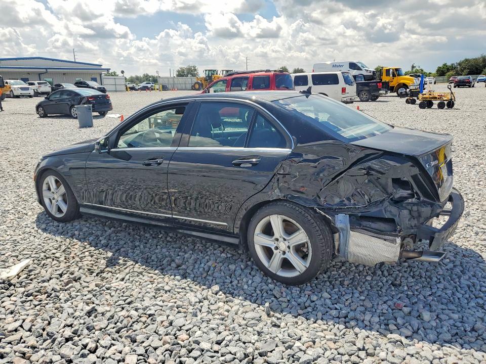 67996346 :رقم المزاد ، WDDGF8BB8BR165227 vin ، 2011 Mercedes-benz C مزاد بيع