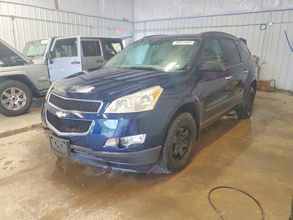 69674446 :رقم المزاد ، 1GNKRFED6BJ237495 vin ، 2011 Chevrolet Traverse مزاد بيع