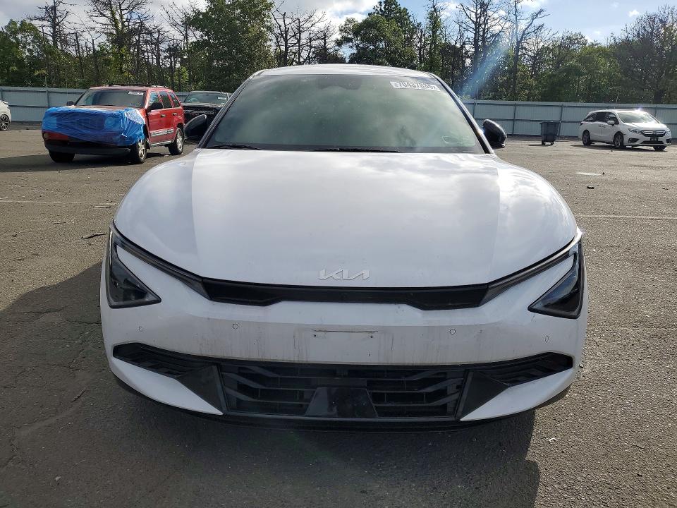 2025 Kia Ev6 მანქანა იყიდება აუქციონზე, vin: 5XYC3DJC7SG007058, აუქციონის ნომერი: 70437836