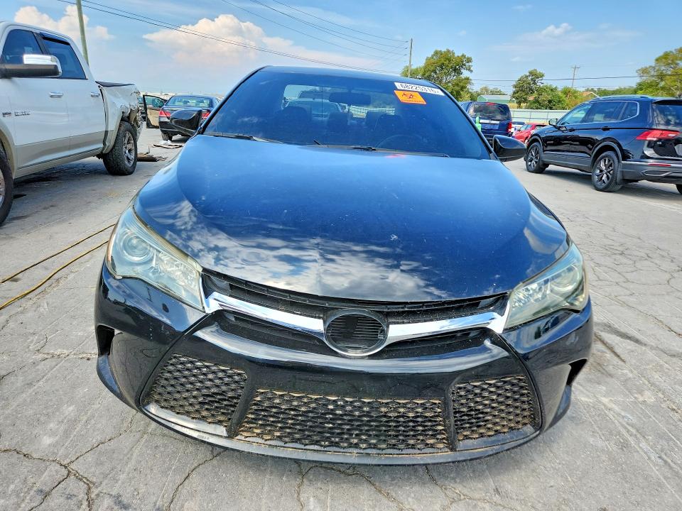 2017 Toyota Camry მანქანა იყიდება აუქციონზე, vin: 4T1BF1FK7HU655648, აუქციონის ნომერი: 68225316