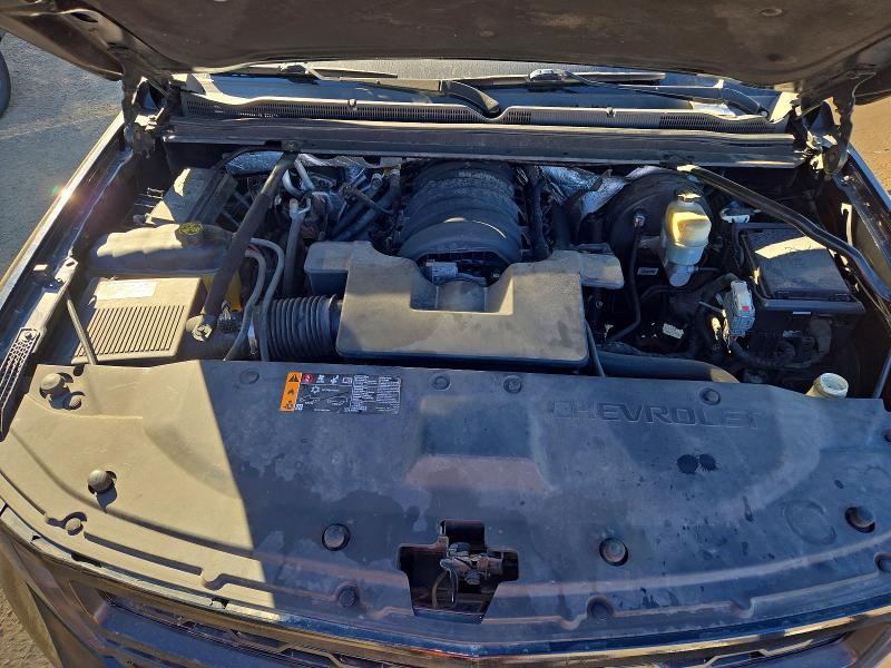 Продаж на аукціоні авто 2018 Chevrolet Suburban, vin: 1GNSKGKCXJR270375, номер лоту: 68216416