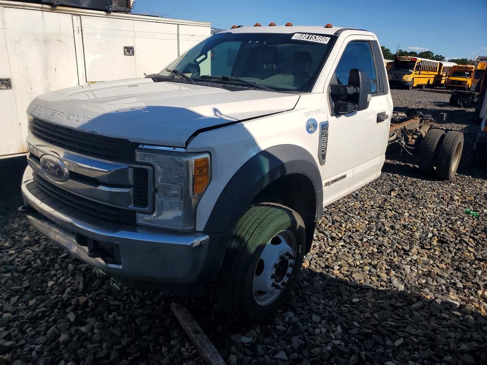 68815366 :رقم المزاد ، 1FDUF5GT0HEE04746 vin ، 2017 Ford F550 مزاد بيع