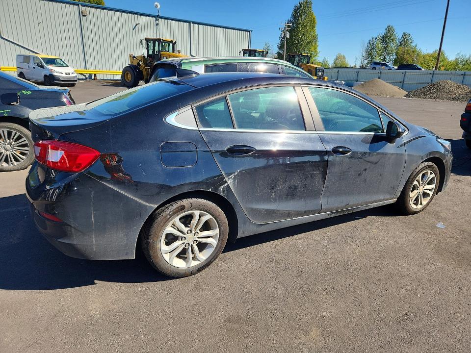 68298026 :رقم المزاد ، 1G1BE5SM1K7128290 vin ، 2019 Chevrolet Cruze مزاد بيع