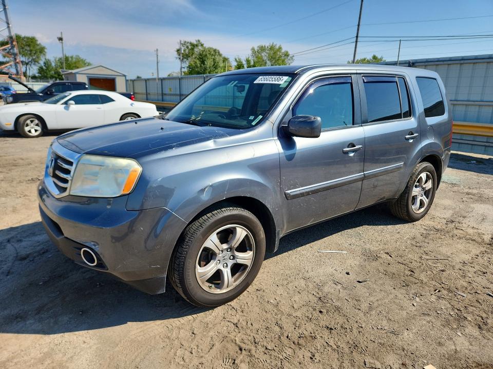 65605586 :رقم المزاد ، 5FNYF4H4XDB015239 vin ، 2013 Honda Pilot مزاد بيع