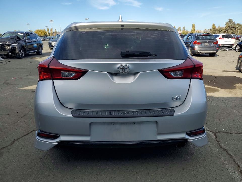 67929476 :رقم المزاد ، JTNKARJE4HJ541378 vin ، 2017 Toyota Corolla Im مزاد بيع