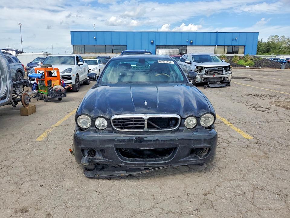 2008 Jaguar Xj მანქანა იყიდება აუქციონზე, vin: SAJWA71B38SH28349, აუქციონის ნომერი: 68551816