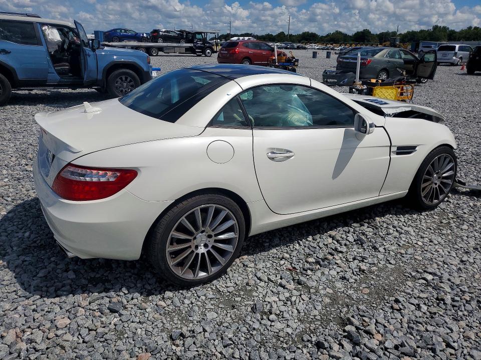 Продажа на аукционе авто 2014 Mercedes-benz Slk, vin: WDDPK4HA2EF081137, номер лота: 68576386