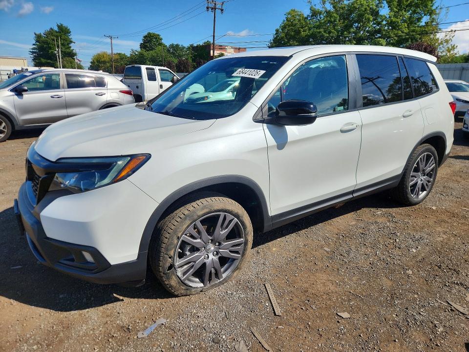 Auction sale of the 2021 Honda Passport, vin: 5FNYF8H56MB037481, lot number: 68441026