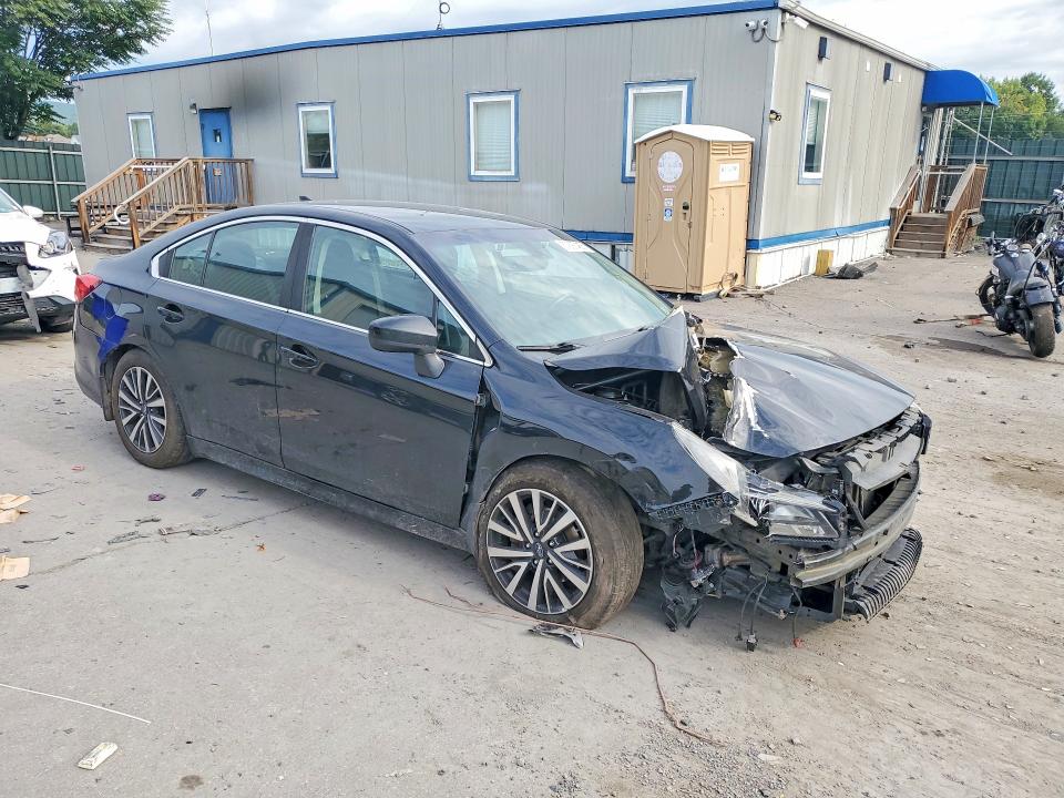 67897486 :رقم المزاد ، 4S3BNAF67K3041609 vin ، 2019 Subaru Legacy مزاد بيع