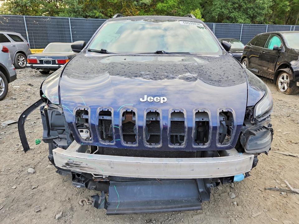 69539836 :رقم المزاد ، 1C4PJLABXFW597385 vin ، 2015 Jeep Cherokee مزاد بيع
