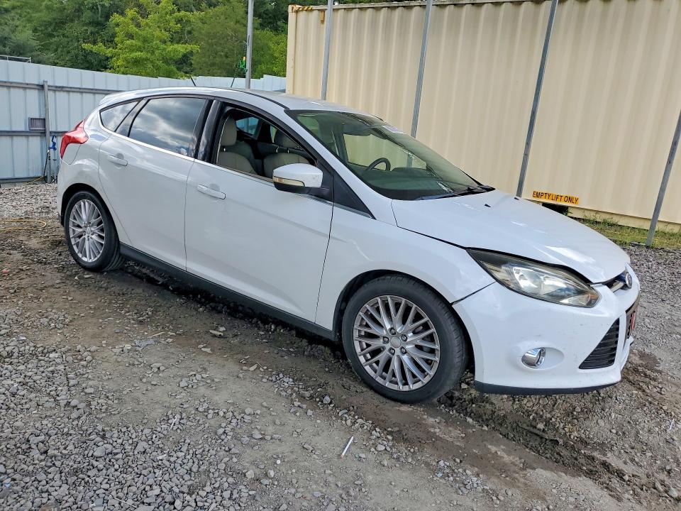 68606876 :رقم المزاد ، 1FAHP3M26CL244997 vin ، 2012 Ford Focus مزاد بيع