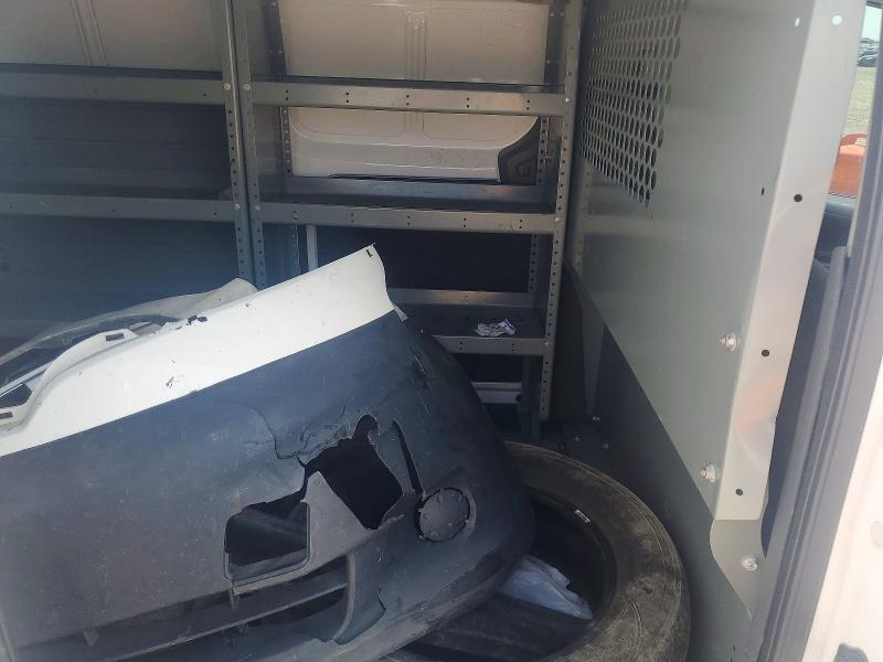 69624236 :رقم المزاد ، 3N6CM0KN1FK700392 vin ، 2015 Nissan Nv200 مزاد بيع