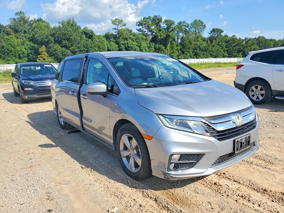 Продажа на аукционе авто 2018 Honda Odyssey, vin: 5FNRL6H72JB045558, номер лота: 68205286