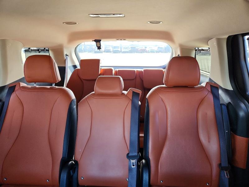Продажа на аукционе авто 2024 Kia Carnival, vin: KNDNE5H37R6402479, номер лота: 68008696