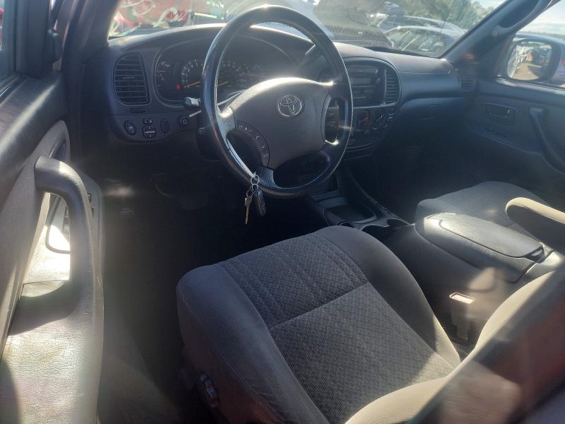 69424626 :رقم المزاد ، 5TBDT441X4S441777 vin ، 2004 Toyota Tundra مزاد بيع