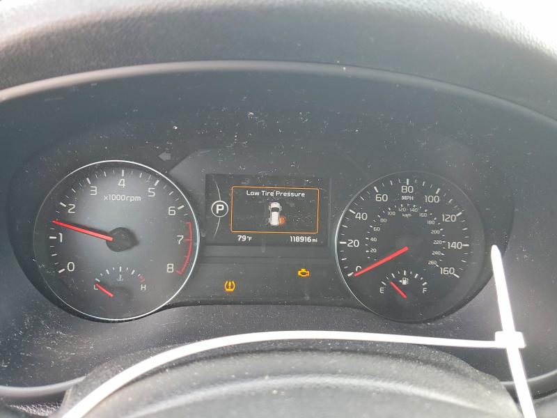 70028956 :رقم المزاد ، KNDPRCA61H7245014 vin ، 2017 Kia Sportage مزاد بيع