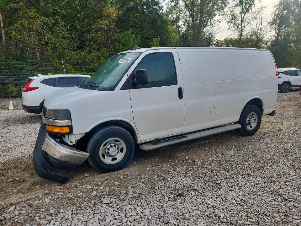 Auction sale of the 2022 Chevrolet Express G2500, vin: 1GCWGAFP1N1162611, lot number: 69403606