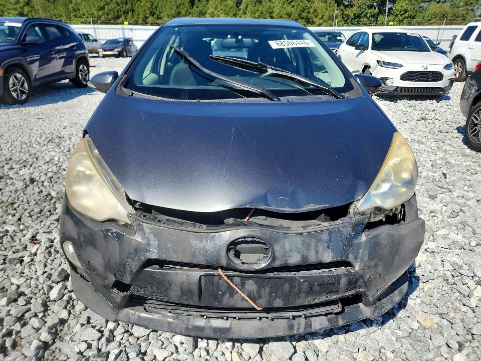 Продажа на аукционе авто 2014 Toyota Prius C, vin: JTDKDTB38E1574725, номер лота: 68506446
