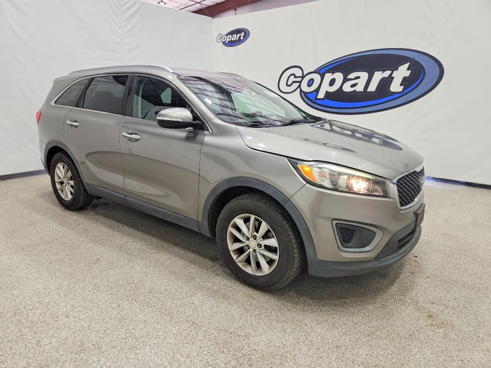 2016 Kia Sorento მანქანა იყიდება აუქციონზე, vin: 5XYPG4A31GG061680, აუქციონის ნომერი: 68854476