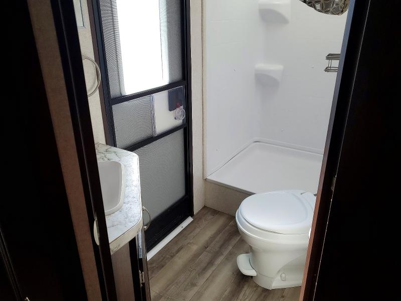 Продажа на аукционе авто 2018 Jay Trailers, vin: 1UJBJ0BR6J17X0815, номер лота: 69821226