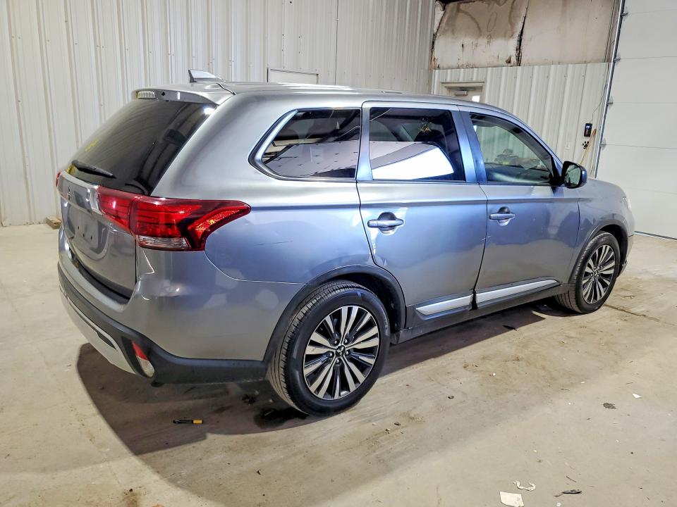 Продажа на аукционе авто 2020 Mitsubishi Outlander, vin: JA4AD2A36LZ044835, номер лота: 69305636