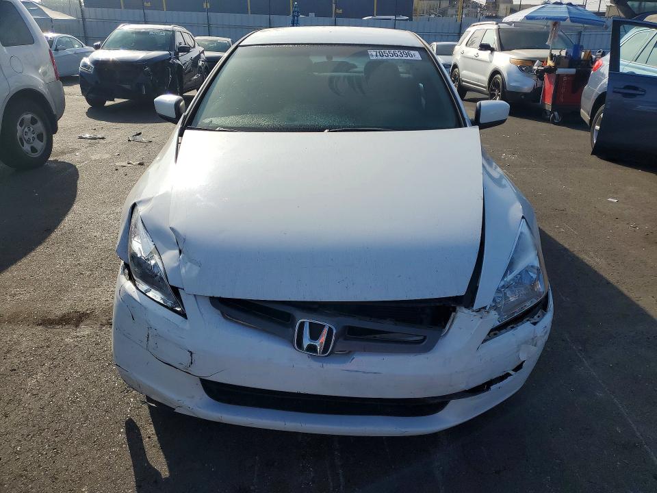 Продажа на аукционе авто 2005 Honda Accord, vin: 1HGCM564X5A085165, номер лота: 70556396