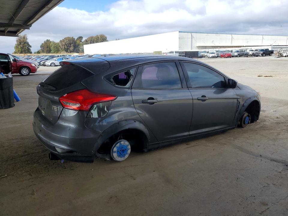 2018 Ford Focus მანქანა იყიდება აუქციონზე, vin: 1FADP3K22JL236720, აუქციონის ნომერი: 69097056