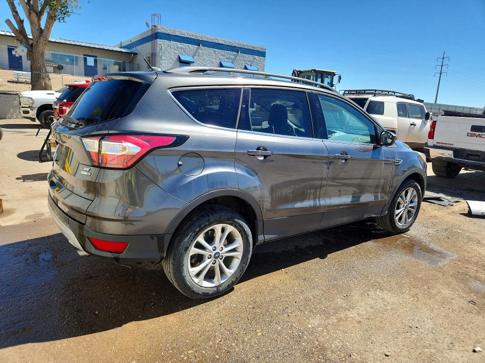Auction sale of the 2018 Ford Escape, vin: 1FMCU9GD0JUC87506, lot number: 68171026