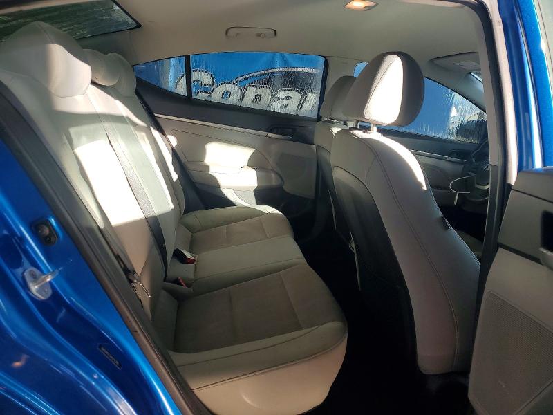2017 Hyundai Elantra მანქანა იყიდება აუქციონზე, vin: 5NPD84LF2HH076285, აუქციონის ნომერი: 68143946
