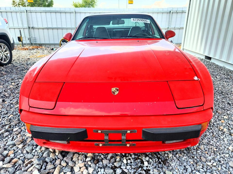 67269066 :رقم المزاد ، WP0AA0940EN460079 vin ، 1984 Porsche 944 مزاد بيع