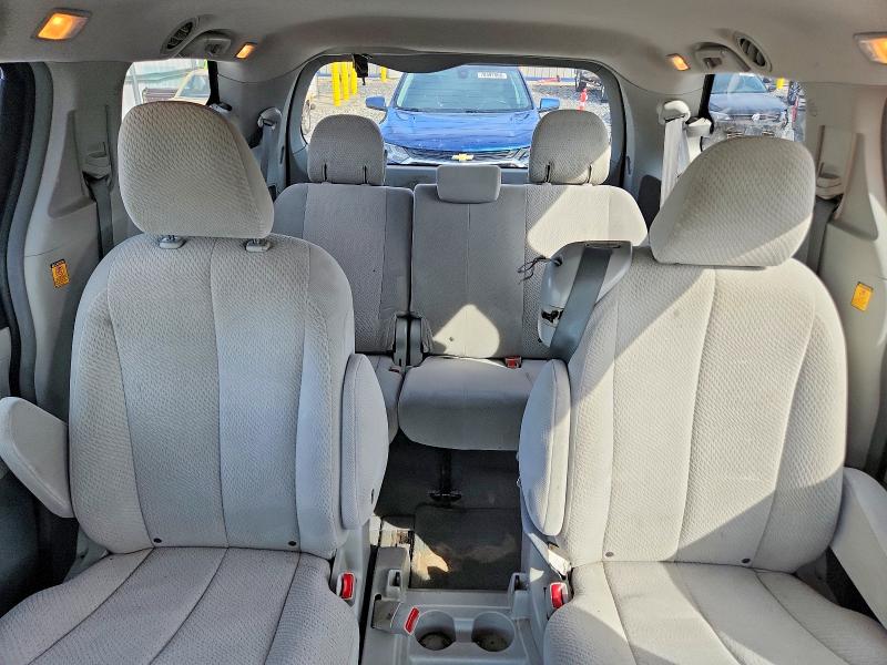Продажа на аукционе авто 2012 Toyota Sienna, vin: 5TDKA3DC7CS013406, номер лота: 69990886
