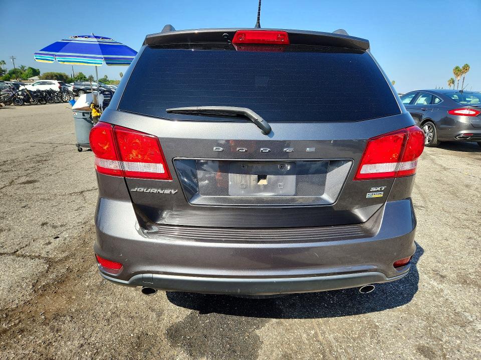 69816206 :رقم المزاد ، 3C4PDCBG5FT727404 vin ، 2015 Dodge Journey مزاد بيع