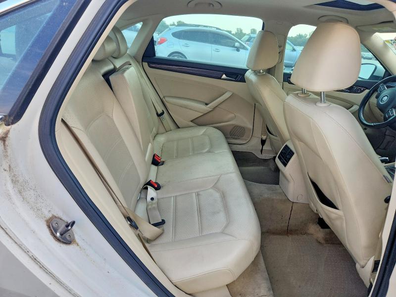 68292626 :رقم المزاد ، 1VWBN7A37EC099530 vin ، 2014 Volkswagen Passat مزاد بيع